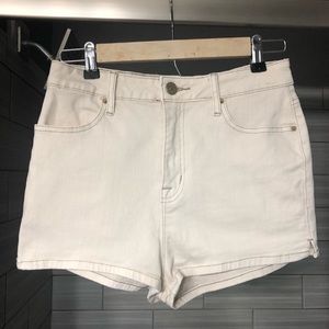 BDG | UO Ivory High Rise Shorts / White